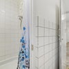 Photo 13: bathroom