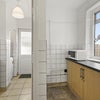 Photo 7: kitchen