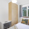 Photo 4: Bedroom