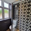 Photo 7: MAIN BATHROOM 