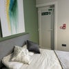 Photo 4: Room 1