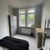 Photo 9: Room 1