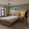 Photo 2: Kingsize bedroom
