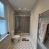 Photo 5: En suite bathroom