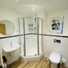 Photo 3: Ensuite bathroom