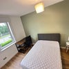 Photo 6: Room 4