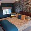 Photo 4: King size bed