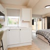 Photo 5: bed 2 