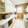 Photo 3: Sharing kitchen
