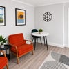Photo 4: Lounge