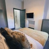 Photo 2: Room 2