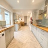Photo 7: Kitchen