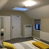 Photo 5: Room 1