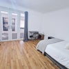 Photo 2: Room 1