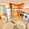 Photo 7: Kitchen