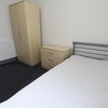 Photo 11: Room 9