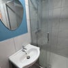 Photo 7: Room 3 ensuite