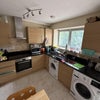 Photo 4: kitchen