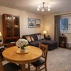 Photo 5: Livingroom
