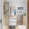 Photo 3: En suite 1