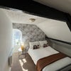 Photo 3: Room 2