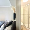 Photo 4: Room 6: Ensuite bathroom has 24/7 running hot water