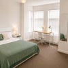 Photo 4: room 2