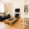 Photo 6: Lounge