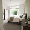 Photo 3: Room 1