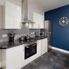 Photo 6: Kitchen 