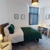 Photo 12: Room 5
