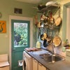 Photo 6: Kitchen