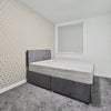 Photo 4: 33B - Room 3 