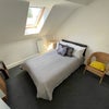 Photo 13: room 8