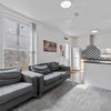 Photo 4: Lounge