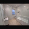 Photo 7: The bathroom