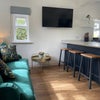 Photo 6: Kitchen / Lounge