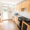 Photo 4: Kitchen 