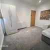 Photo 6: Double Room