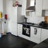 Photo 5: Kitchen