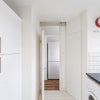 Photo 7: Kitchen