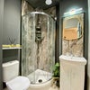 Photo 2: En suite