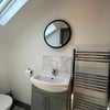 Photo 5: ROOM 6 ENSUITE
