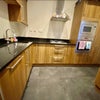 Photo 2: Kitchen 