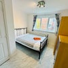Photo 4: Double bedroom