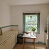 Photo 7: Kitchen