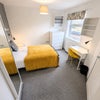 Photo 3: Room 3 En Suite