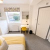 Photo 4: Room 3 En Suite