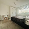 Modern ensuite double bedrooms in spacious home - More