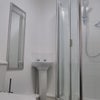 Photo 2: Ensuite